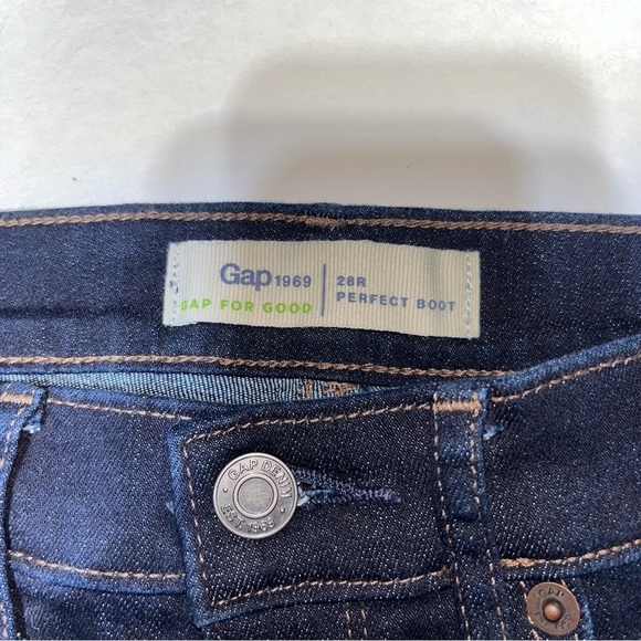 GAP Perfect Boot Jeans Size 28 Dark Wash GAP For Good Classic Casual Bootcut - Picture 4 of 9